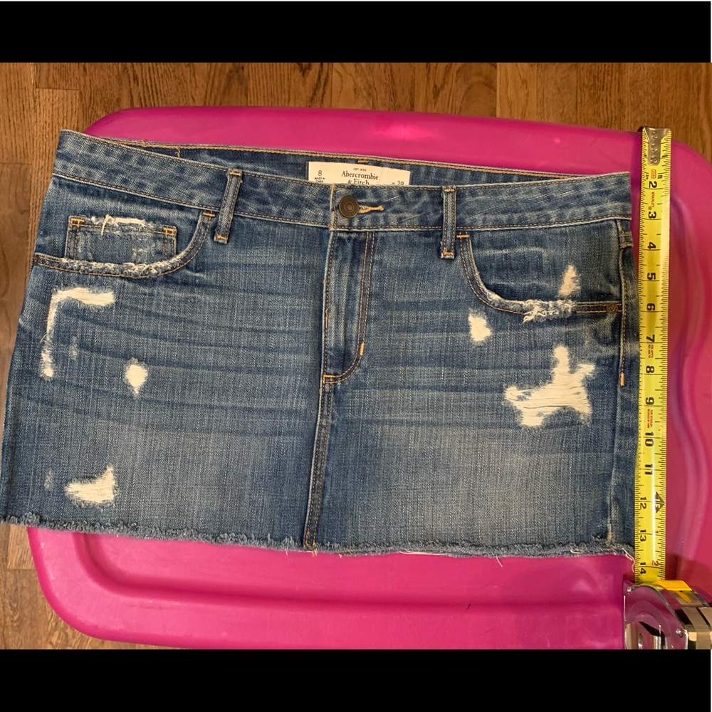 A&F Mini Jean Skirt, Short & Sexy!